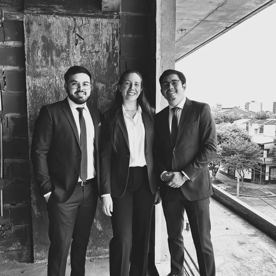 El equipo de Alliev Renders en obra